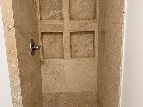 4th image of 619 S Coast Hwy APT 11