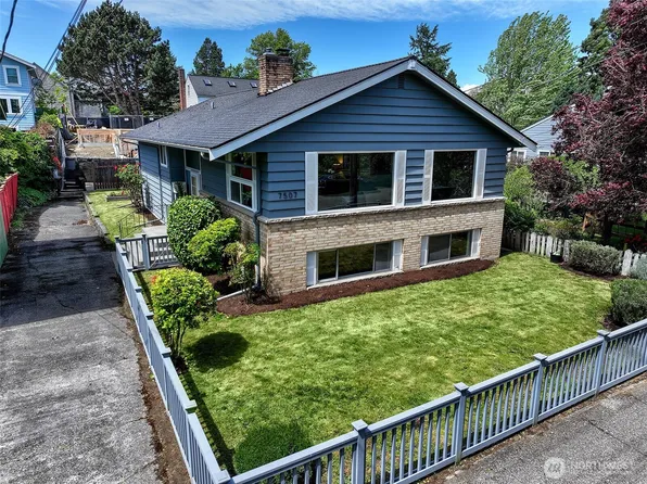 7507 17th Avenue NW, Seattle, WA 98117