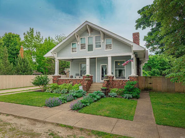 402 E Water St, Mount Vernon, IN 47620