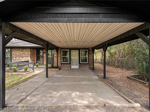 3rd image of 9506 Berry Ln