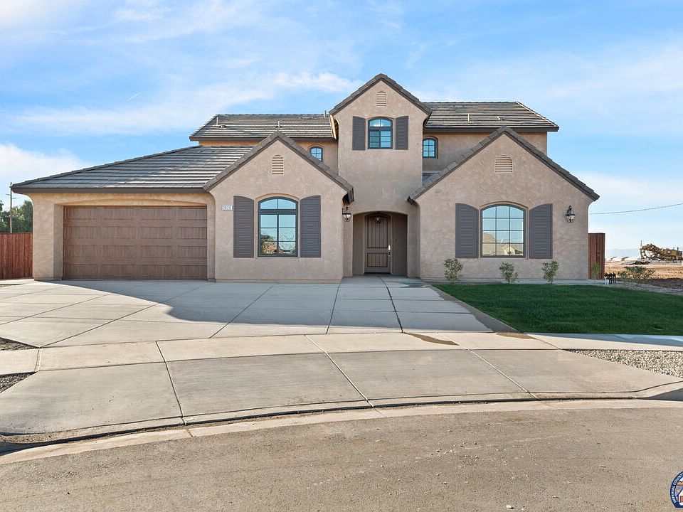1st image of 2025 Manzanita Dr
