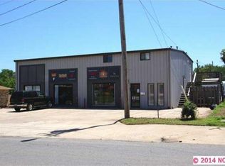 104 E Choctaw St, Tahlequah, OK 74464