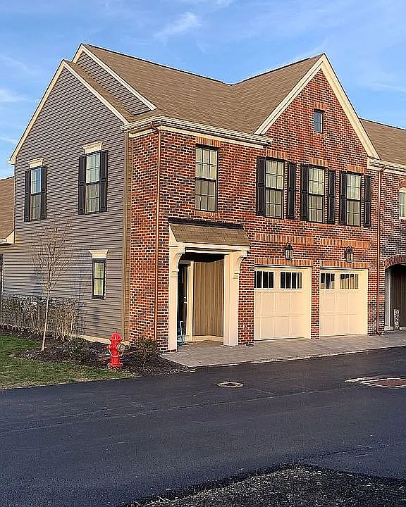 2nd image of 1403 Woolford Way