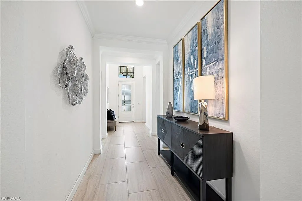 4 bed, 3.0 bath, 2725 sqft, $22,000 — Photo 3