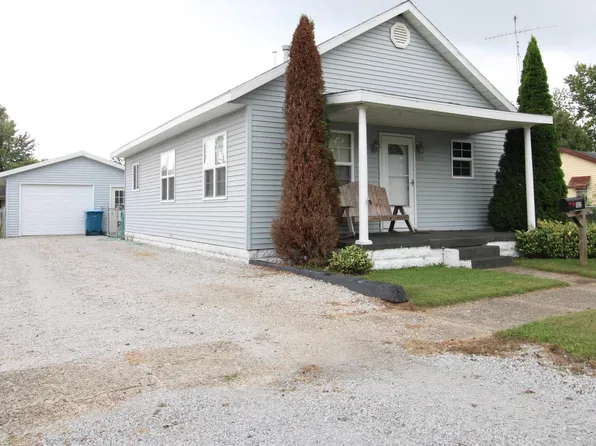 302 W Delaware St, Knox, IN 46534