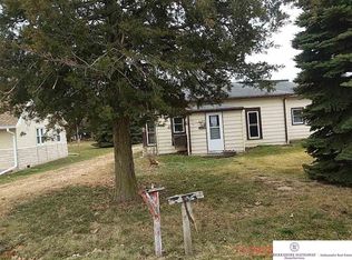 1205 State St, Creighton, NE 68729