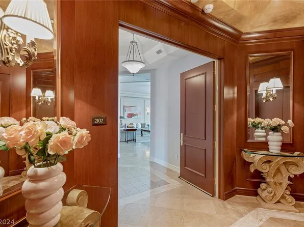 2857 Paradise Rd Unit 2102, Las Vegas, NV 89109