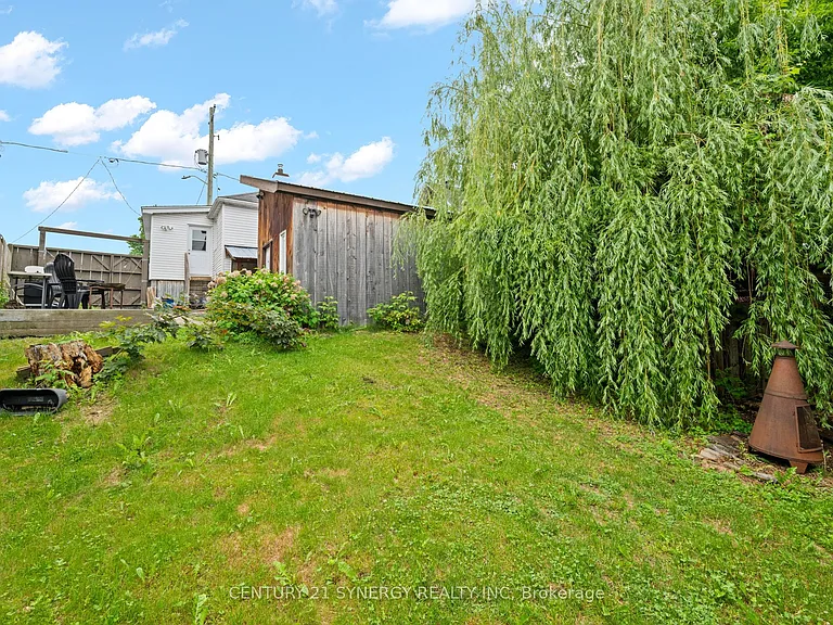 241 Bradley Ave — Photo 21