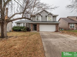 15516 Burt St, Omaha, NE 68154