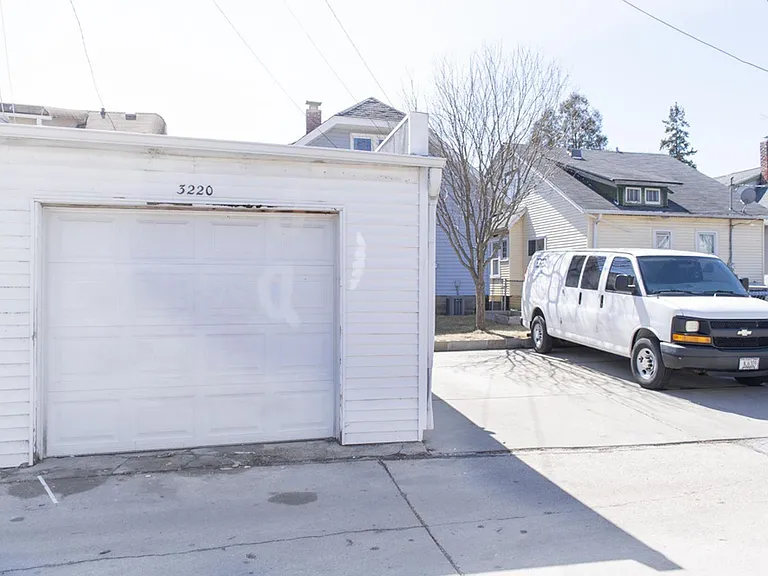 3220 W Madison St — Photo 23