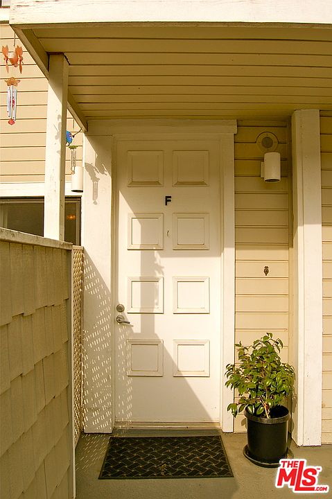 1st image of 4646 Don Lorenzo Dr APT F