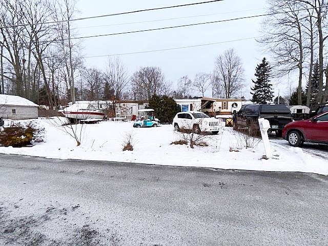 2nd image of 4 Dow Street