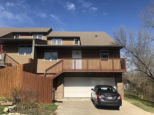 650 Huntridge Dr Photo 1
