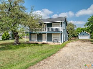 104 Matthews Cir, Liberty Hill, TX 78642