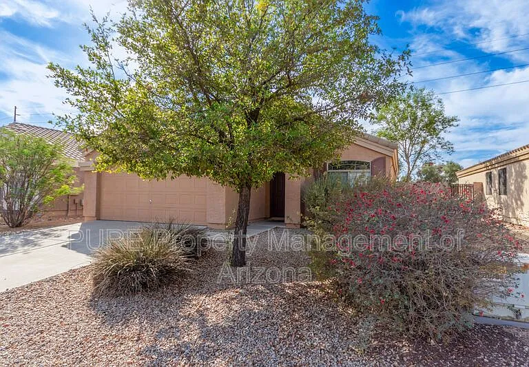 1816 S 106th Ln — Photo 5