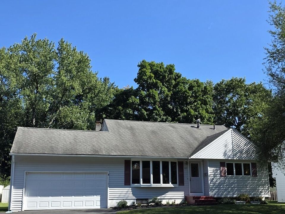 1st image of 62 Appletree Drive
