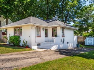 144 Baker St, Dover, NJ 07801