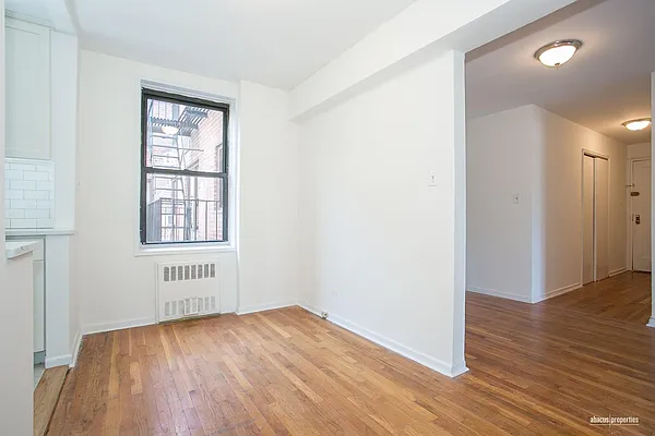 Sold by Abacus Properties | media 5