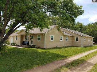 515 E Washington Ave, Sterling, KS 67579