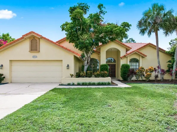 2729 Redford Ct E, Clearwater, FL 33761