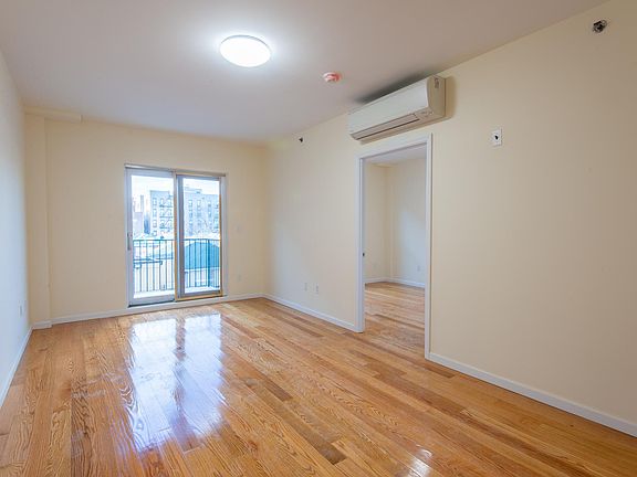 5th image of 3070 Brighton 14th St #3A