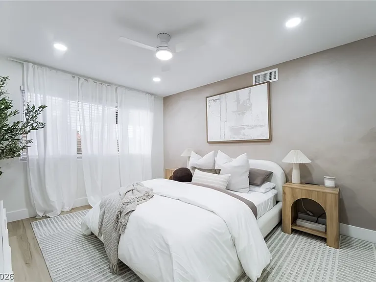3138 Belvedere Dr — Photo 17
