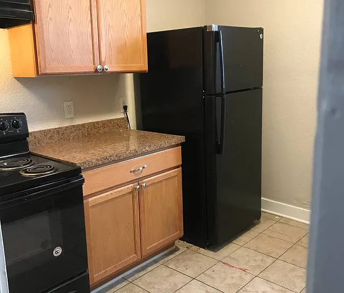 1942 Seneca St #5 — Photo 8