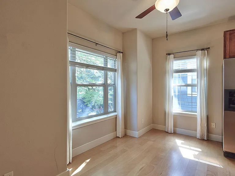 2109 NE 50th Way — Photo 12