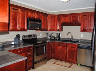 1303 13th Ct, Pascagoula, MS 39567