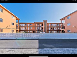 2330 NW 11th St APT 32, Miami, FL 33125