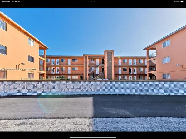 2330 NW 11th St APT 32, Miami, FL 33125