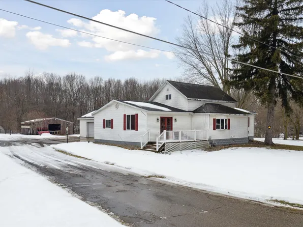 7360 M 40, Gobles, MI 49055