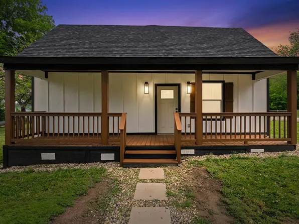 106 S Maulding St, Marshall, TX 75670