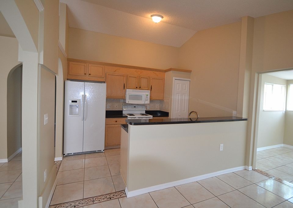 2419 Parsons Pond Cir, Kissimmee, FL 34743 | Zillow