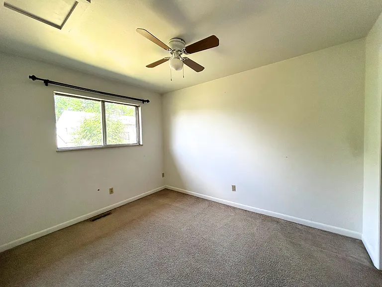 1615 Edora Rd — Photo 9