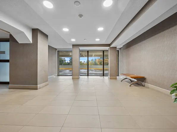 95 Charolais Boulevard