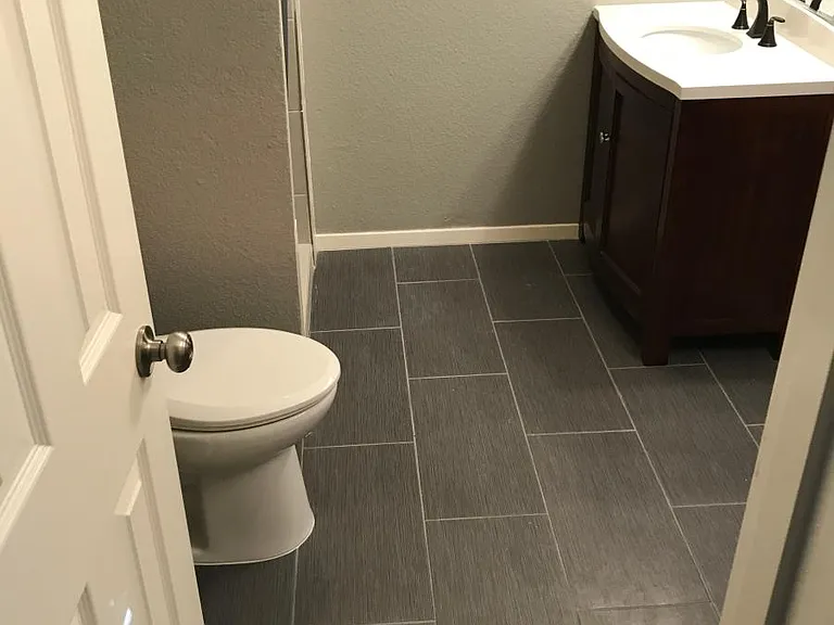 1025 Almond Dr — Photo 10