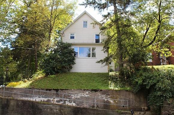 1st image of 23 Hotchkiss St