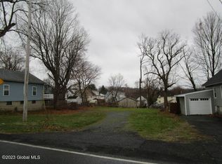 228 Hampton Ave, Rensselaer, NY 12144