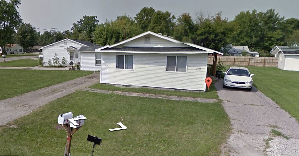 1st image of 2005 Kilbourn Ave
