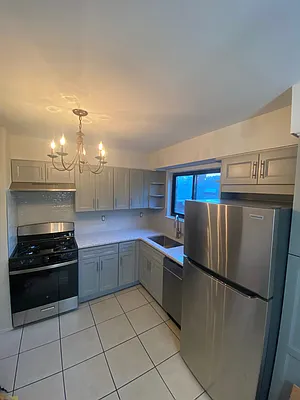 Kitchen, photo 1