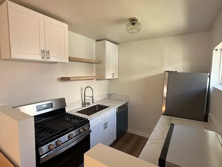 515 Santa Clara Ave — Photo 15