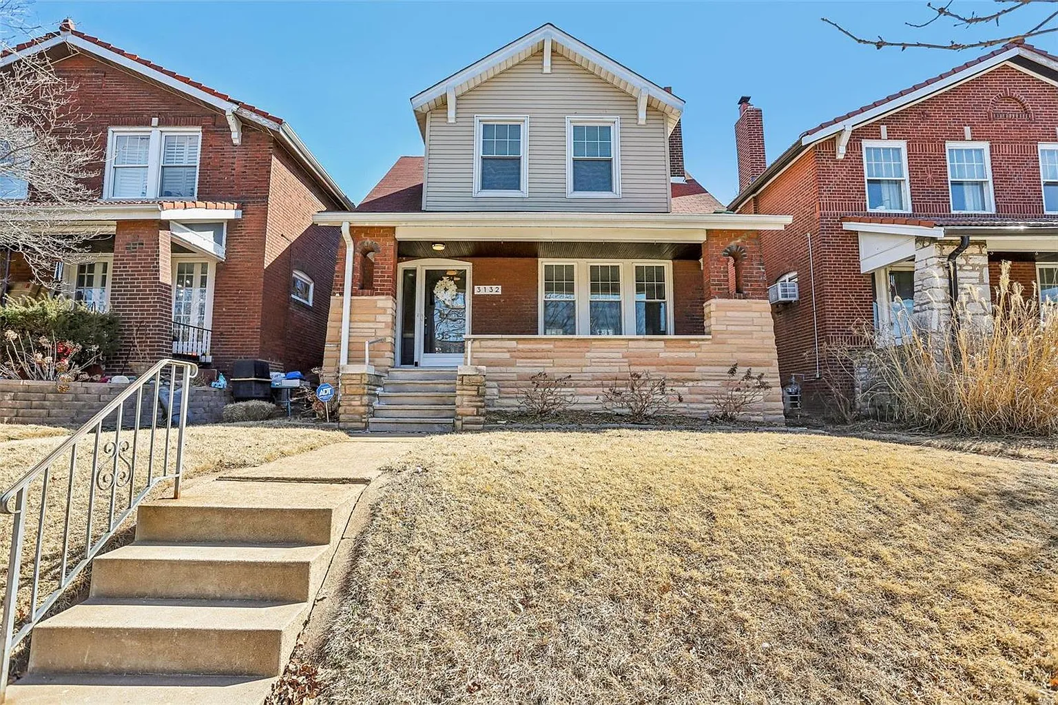 3132 Gurney Ave photo 1