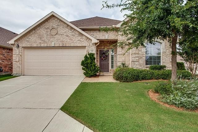 1st image of 928 Grand Cypress Ln