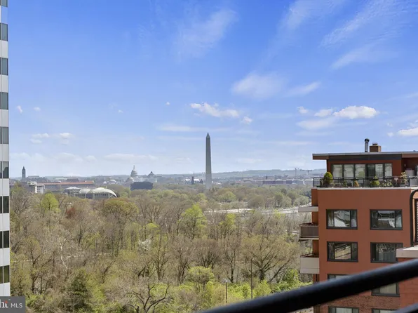 1121 Arlington Blvd APT 1004, Arlington, VA 22209