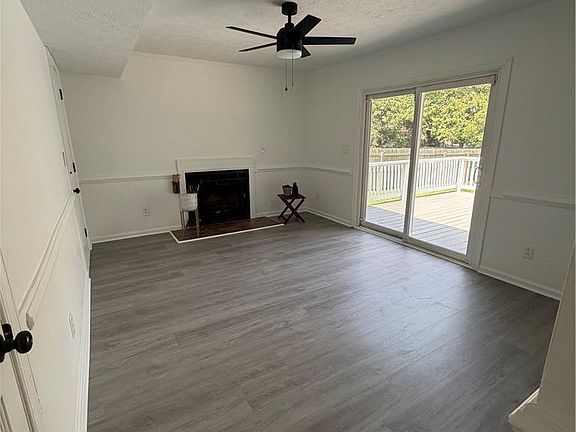 4th image of 931 Jouett Dr