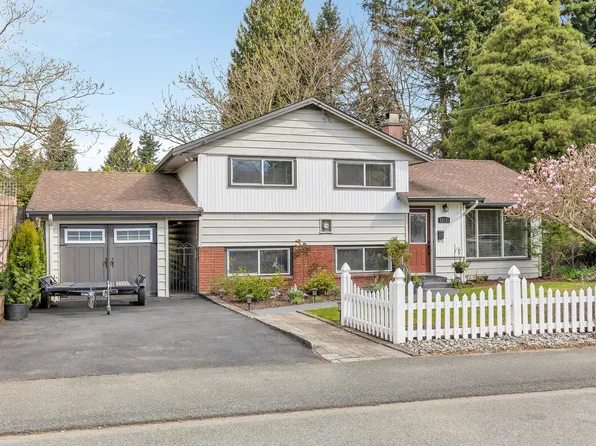 33715 Mayfair Ave, Abbotsford, BC V2S 1P7