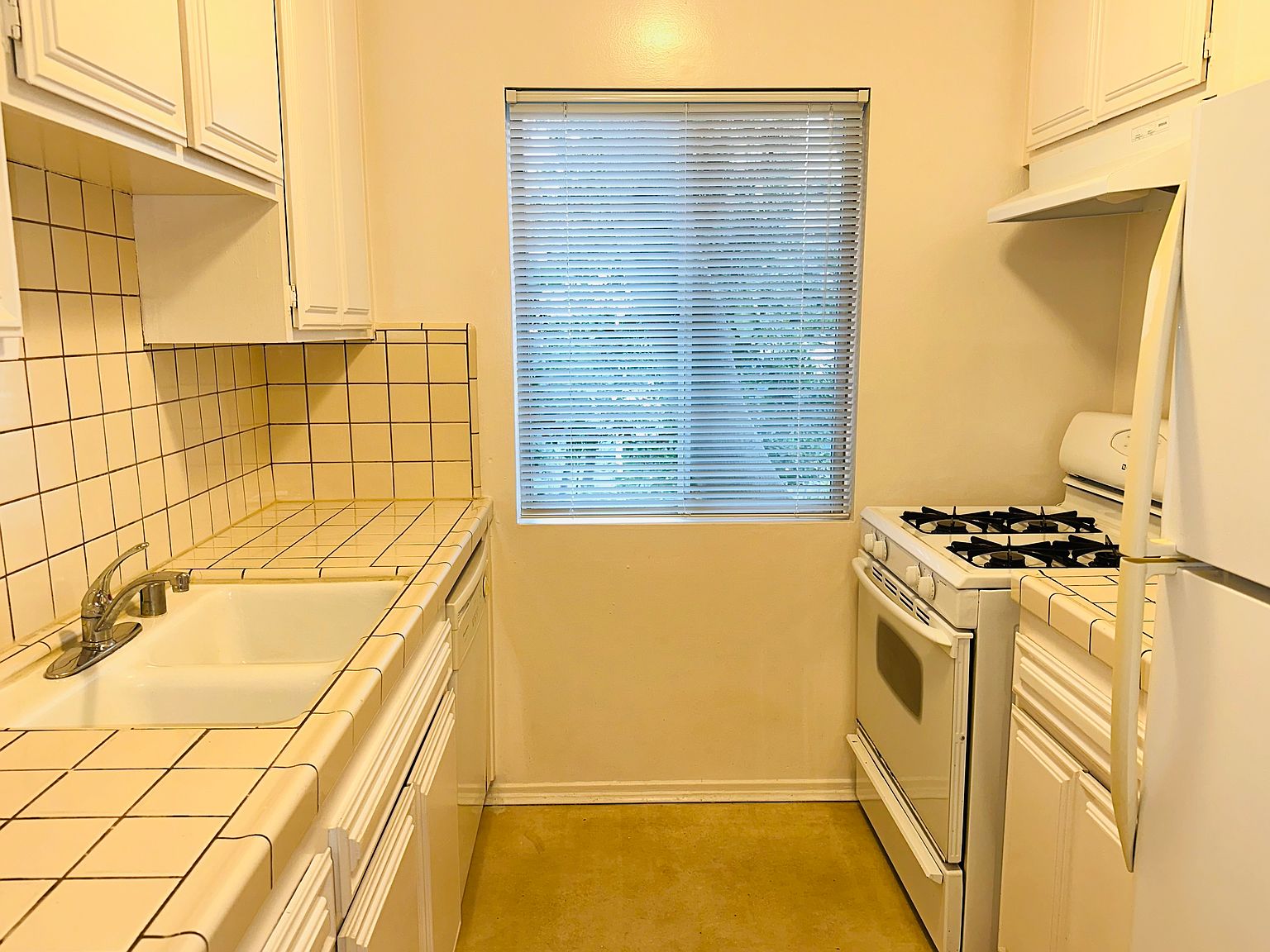 11655 Ohio Ave APT 7, Los Angeles, CA 90025 Zillow