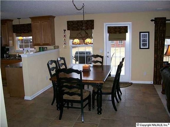 5th image of 4819 Brownston Ct SE