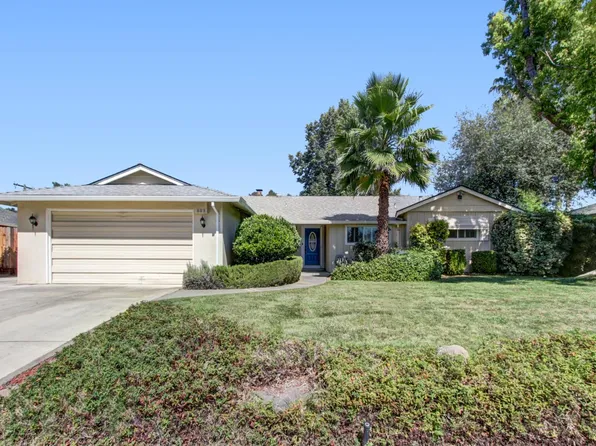 3226 Murchison Way, Carmichael, CA 95608